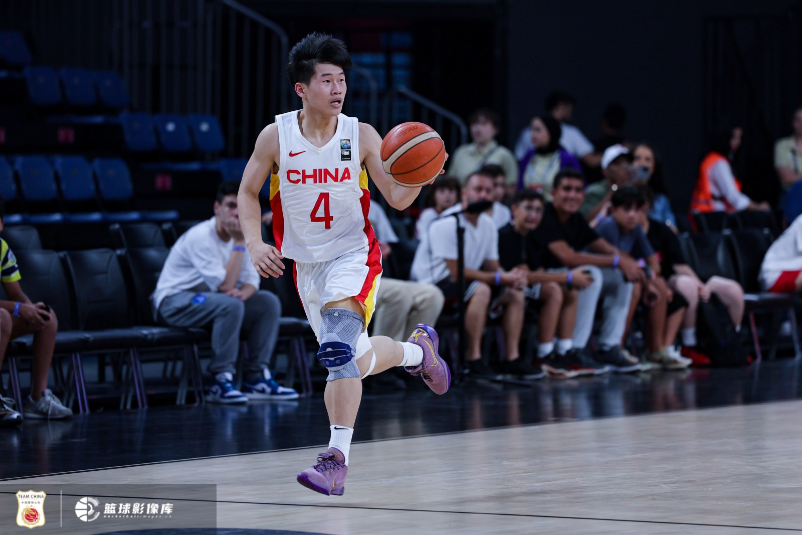 清华大学91-98负早稻田 何文炜12分4助攻3抢断