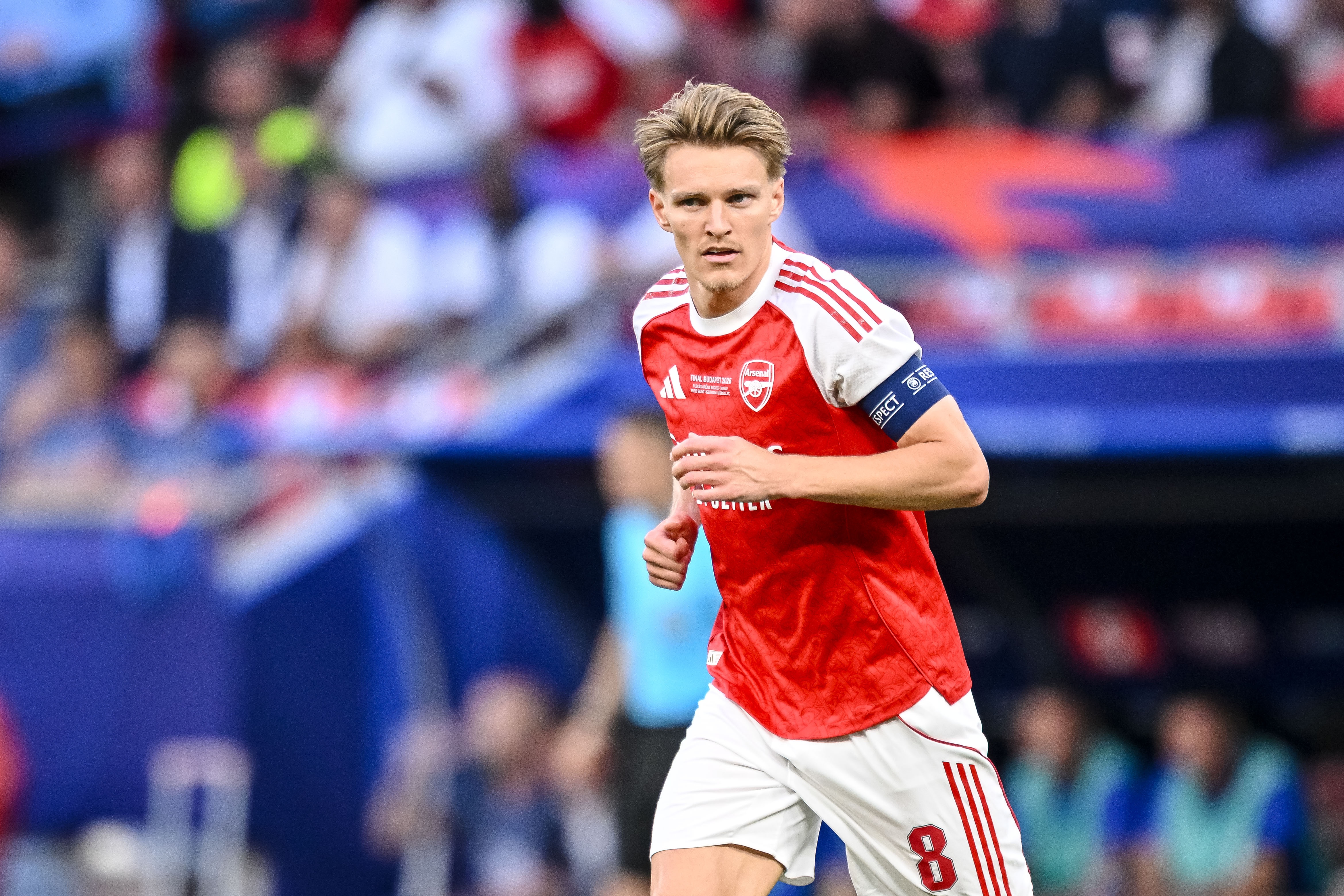 B费21次助攻刷新英超纪录登顶ESPN前腰榜，贝林厄姆第二索博斯洛伊第三