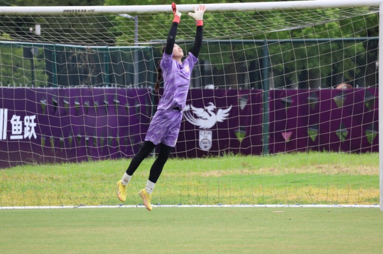 强化体能储备 增强思想意识 中国女足亚运会备战工作稳步进行 强化体能储备 增强思想意识 中国女足亚运会备战工作稳步进行