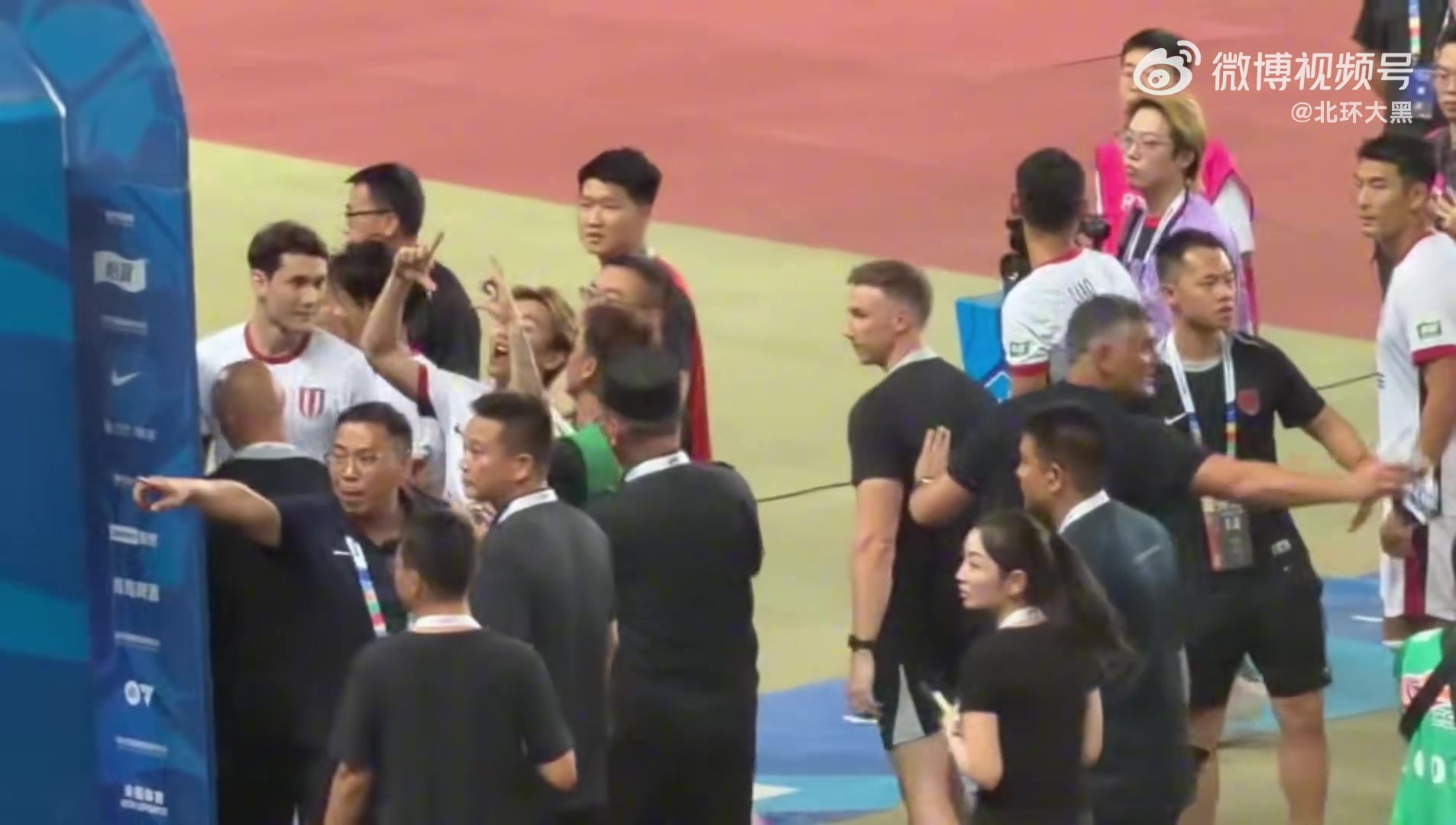 观网:韦世豪疑暗讽河南 观网:韦世豪疑暗讽河南