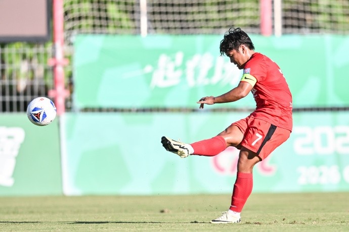 中乙联赛第二十三轮-上海海港富盛经开队1:0战胜江西庐山队 中乙联赛第二十三轮-上海海港富盛经开队1:0战胜江西庐山队